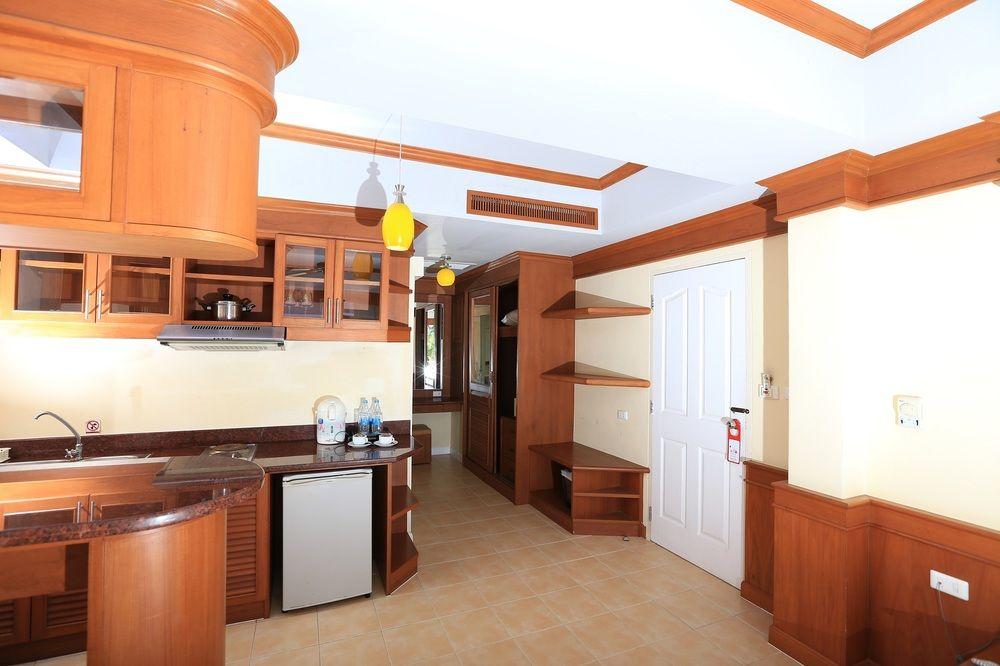 Chaba Kata Beach Hotel 外观 照片