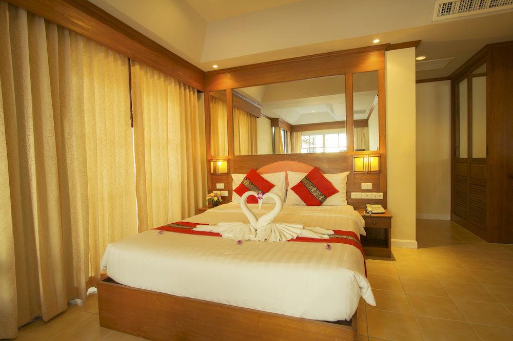 Chaba Kata Beach Hotel 外观 照片