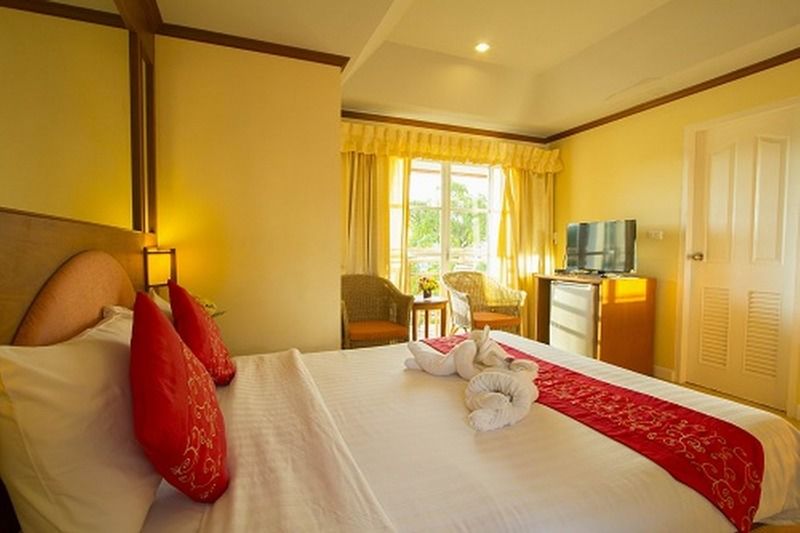Chaba Kata Beach Hotel 外观 照片