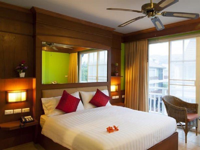 Chaba Kata Beach Hotel 外观 照片